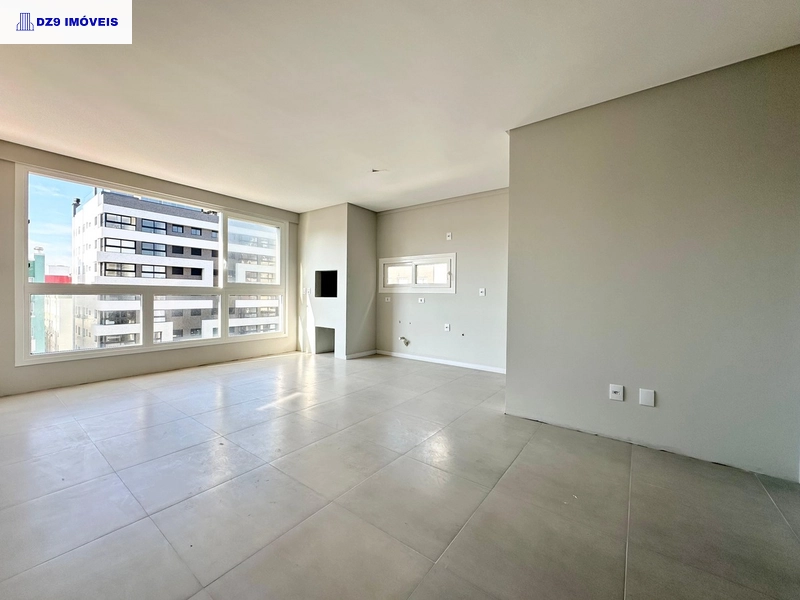 Apartamento 2 Dormitórios com 1 Suíte – Amplo, Iluminado e Confortável: 1ª foto da galeria de imagens do imóvel