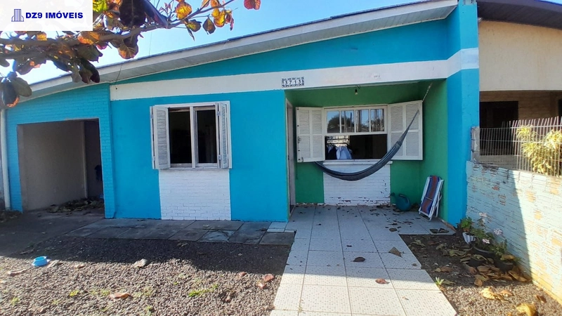 Oportunidade no Litoral: Casa em Capão Novo com Potencial para Reforma: 2ª foto da galeria de imagens do imóvel