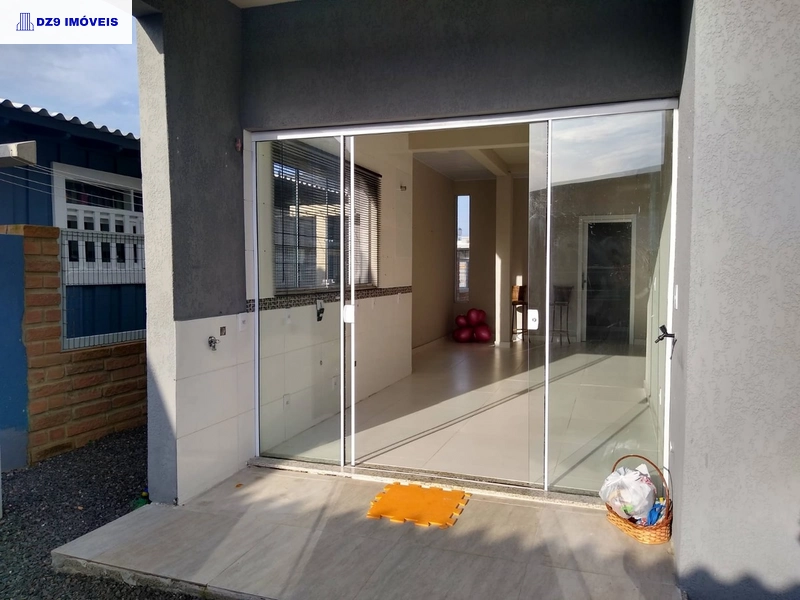 Casa próxima ao mar em Capão Novo – 2 dorms + sala comercial: 10ª foto da galeria de imagens do imóvel
