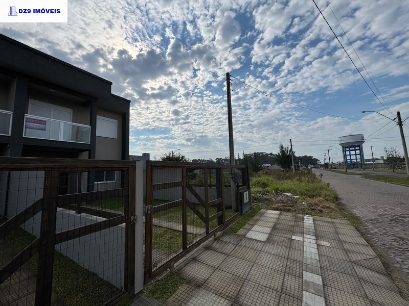 ENCANTADOR SOBRADO MOBILIADO COM PISCINA E CHURRASQUEIRA: 17ª foto da galeria de imagens do imóvel
