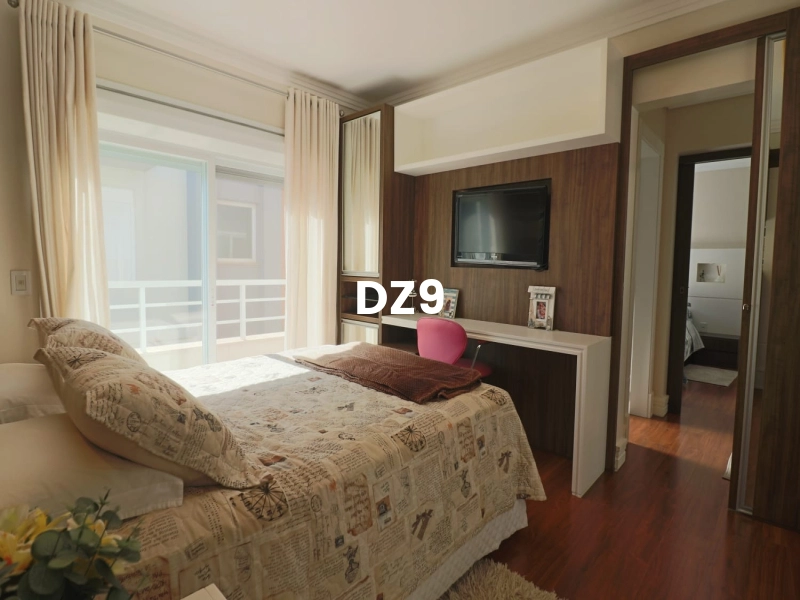 CASA COM 4 DORMITÓRIOS CONDOMINIO FECHADO: 13ª foto da galeria de imagens do imóvel