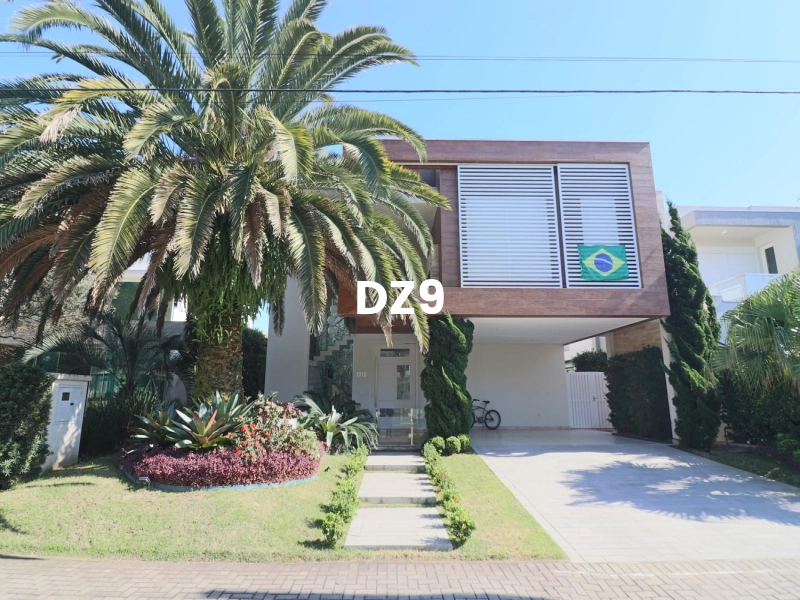 CASA COM 4 DORMITÓRIOS CONDOMINIO FECHADO: 1ª foto da galeria de imagens do imóvel