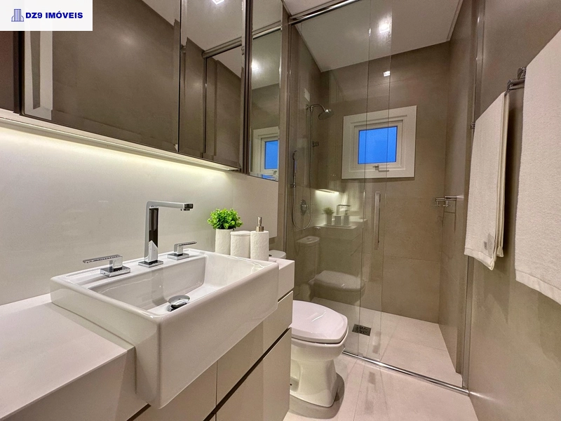 ESPETACULAR APARTAMENTO ALTO PADRÃO COM ROOFTOP E VISTA MAR: 23ª foto da galeria de imagens do imóvel