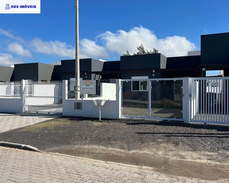 EXCELENTE CASA MOBILIADA EM TERRENO AMPLO: 3ª foto da galeria de imagens do imóvel