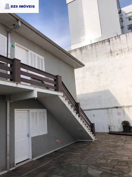 CONFORTÁVEL APARTAMENTO EM EXCELENTE LOCALIZAÇÃO: 3ª foto da galeria de imagens do imóvel
