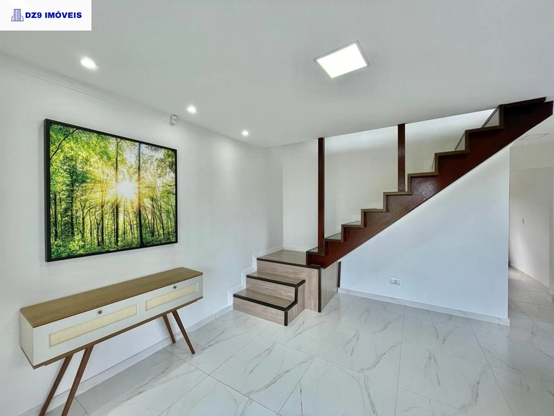 MAGNÍFICA CASA DE ESQUINA COM PISCINA E VISTA PARA O MAR: 14ª foto da galeria de imagens do imóvel