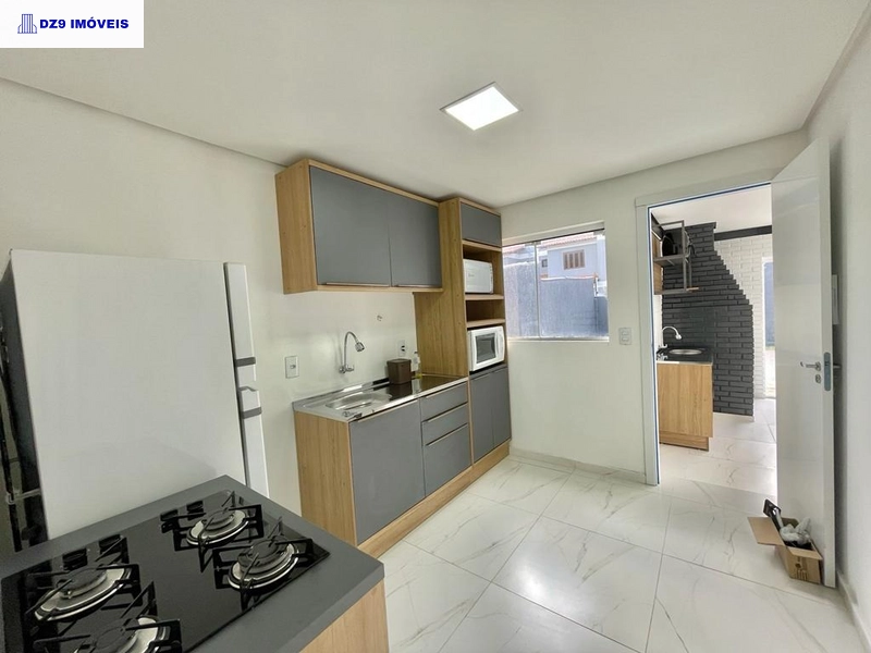 MAGNÍFICA CASA DE ESQUINA COM PISCINA E VISTA PARA O MAR: 12ª foto da galeria de imagens do imóvel