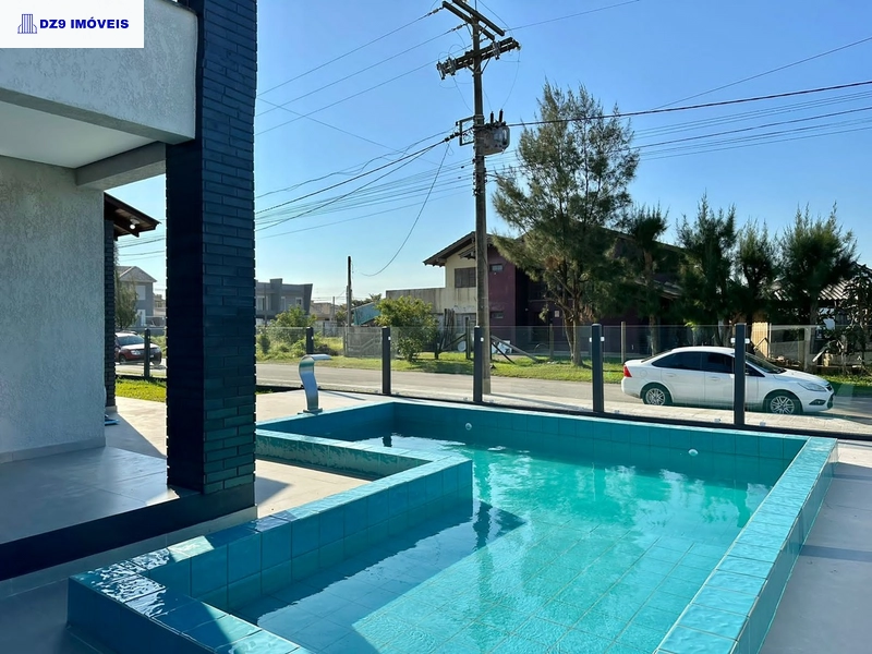 MAGNÍFICA CASA DE ESQUINA COM PISCINA E VISTA PARA O MAR: 32ª foto da galeria de imagens do imóvel