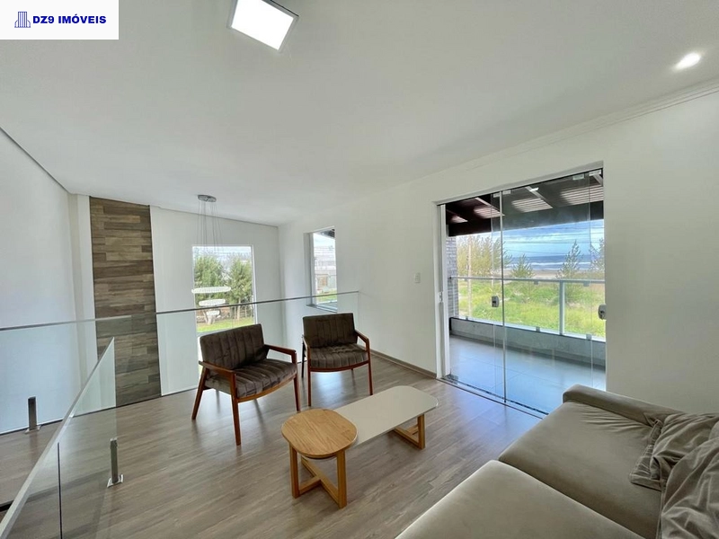 MAGNÍFICA CASA DE ESQUINA COM PISCINA E VISTA PARA O MAR: 17ª foto da galeria de imagens do imóvel