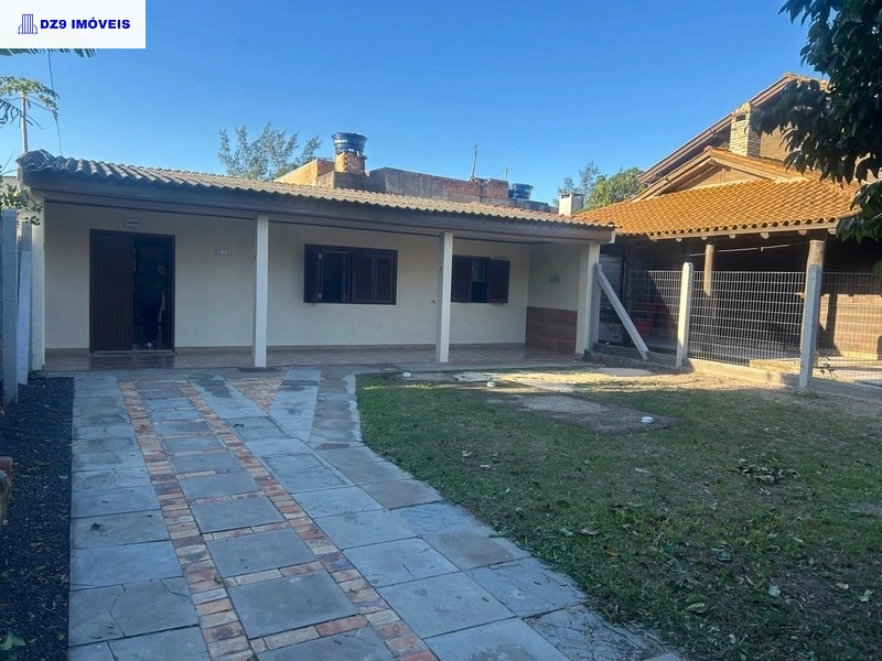 EXCELENTE CASA PERTO DO MAR: 1ª foto da galeria de imagens do imóvel