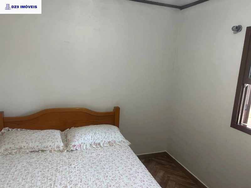 EXCELENTE CASA PERTO DO MAR: 4ª foto da galeria de imagens do imóvel