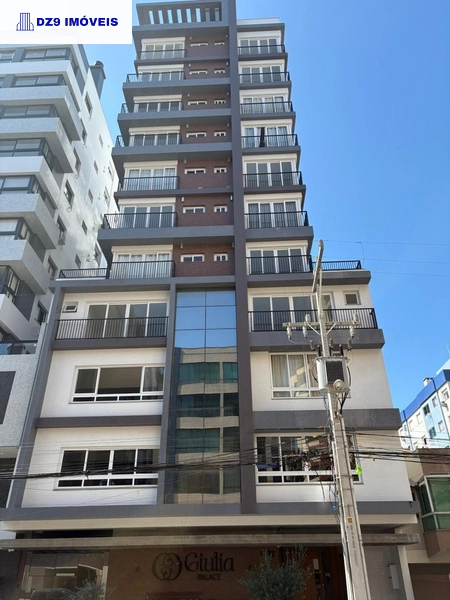 Apartamento de 2 Dormitórios com Suíte!