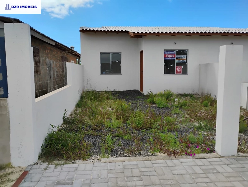 CASA GEMINADA A VENDA EM CAPÃO NOVO: 6ª foto da galeria de imagens do imóvel