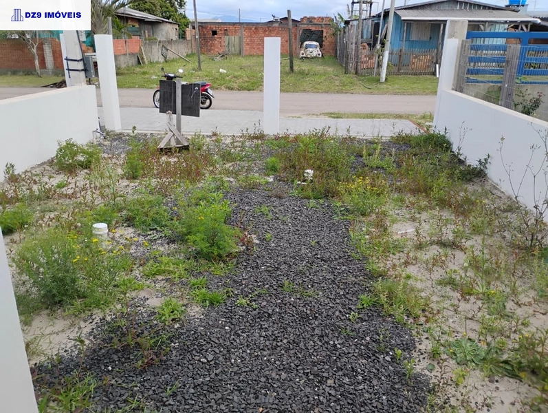 CASA GEMINADA A VENDA EM CAPÃO NOVO: 16ª foto da galeria de imagens do imóvel