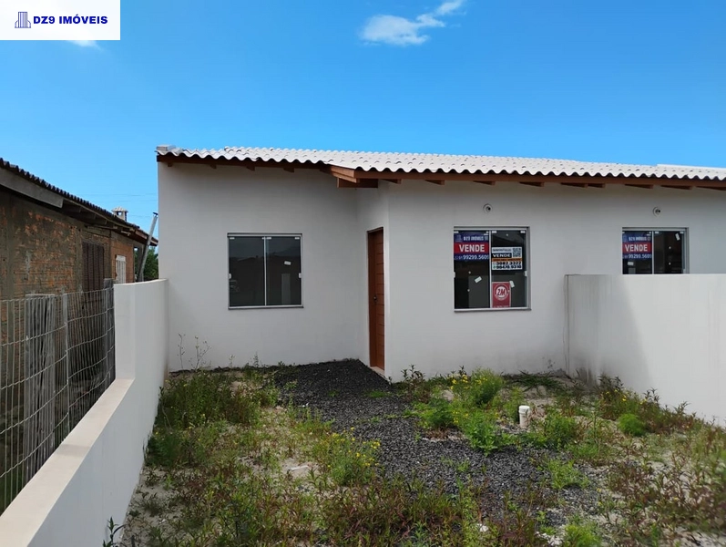CASA GEMINADA A VENDA EM CAPÃO NOVO: 5ª foto da galeria de imagens do imóvel