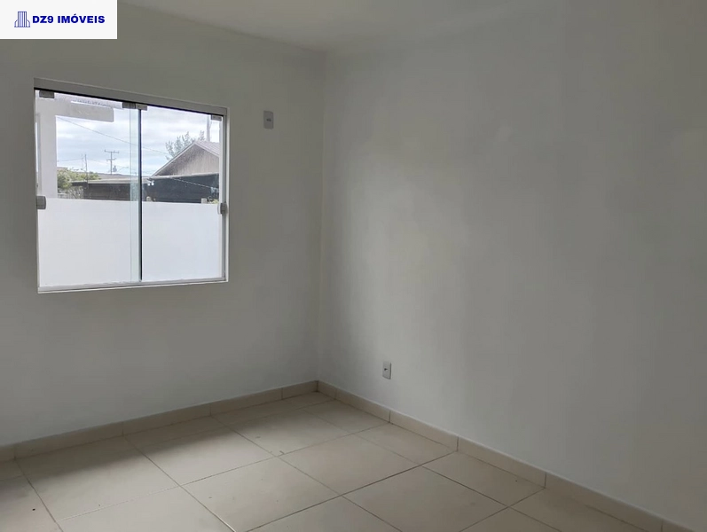 CASA GEMINADA A VENDA EM CAPÃO NOVO: 11ª foto da galeria de imagens do imóvel
