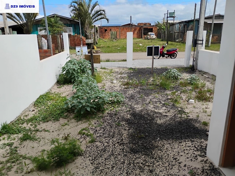 CASA GEMINADA A VENDA EM CAPÃO NOVO: 13ª foto da galeria de imagens do imóvel