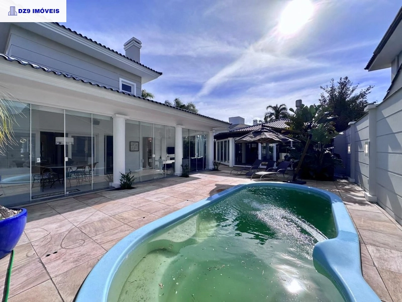 CASA NO CONDOMÍNIO ATLÂNTIDA LAGOS PARK - COM 4 SUITES: 5ª foto da galeria de imagens do imóvel