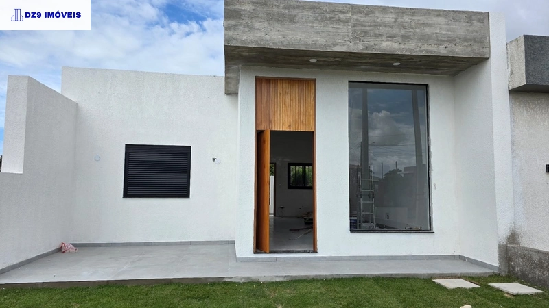 Casa moderna no Jardim Beira Mar, perto do mar e comércios: 1ª foto da galeria de imagens do imóvel