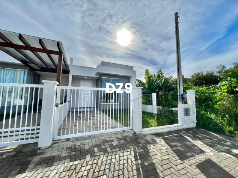 CASA COM 2 DORMITORIOS, SENDO 1 SUITE BEM LOCALIZADO!: 5ª foto da galeria de imagens do imóvel