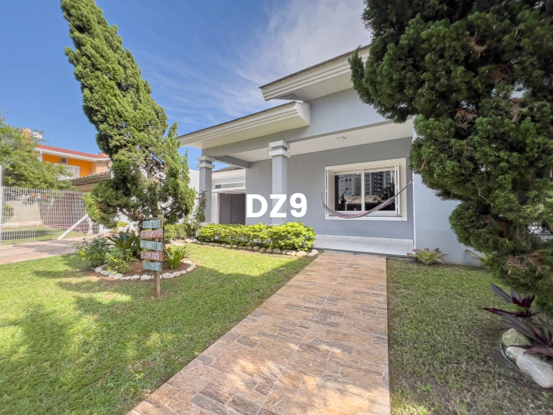 CASA COM 5 DORMITORIOS!: 4ª foto da galeria de imagens do imóvel