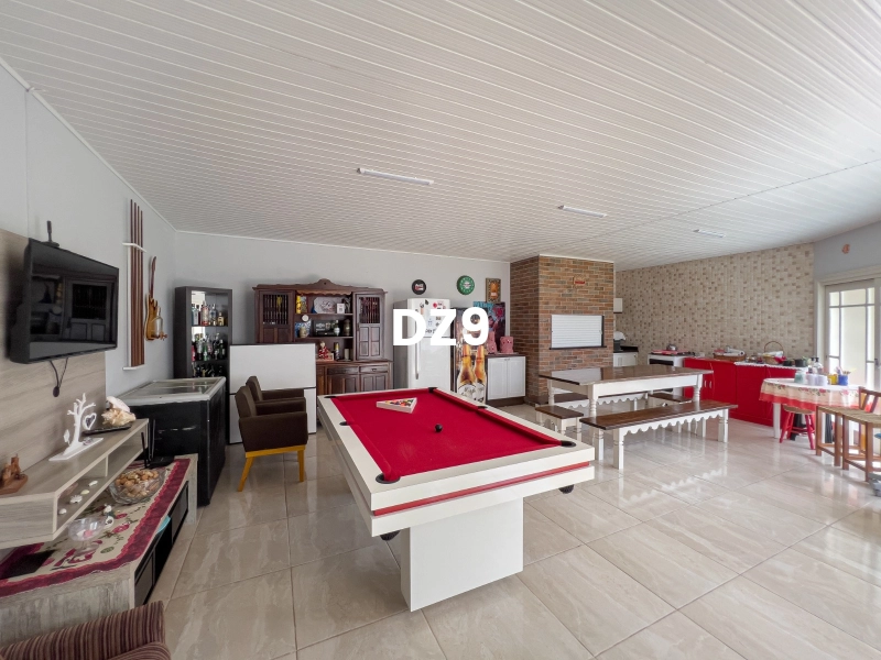CASA COM 5 DORMITORIOS!: 12ª foto da galeria de imagens do imóvel