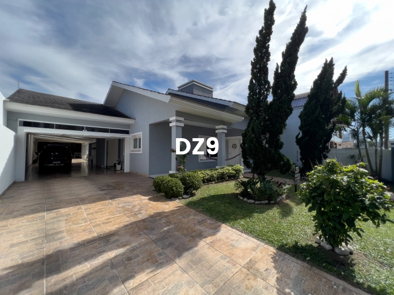 CASA COM 5 DORMITORIOS!: 7ª foto da galeria de imagens do imóvel