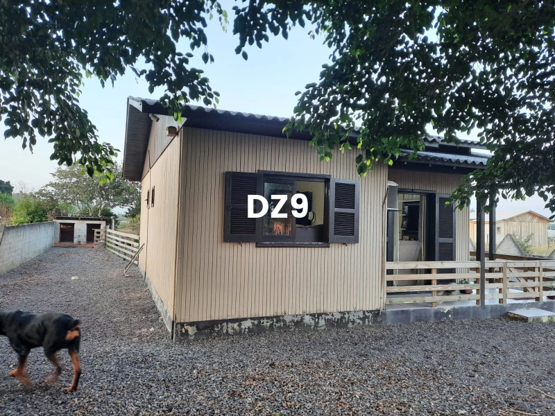 CASA COM 2 DORMITORIOS, SENDO 1 SUITE BEM LOCALIZADA!: 13ª foto da galeria de imagens do imóvel