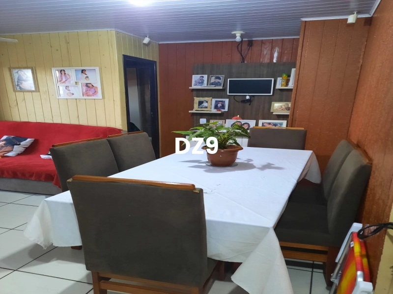 CASA COM 2 DORMITORIOS, SENDO 1 SUITE BEM LOCALIZADA!: 3ª foto da galeria de imagens do imóvel