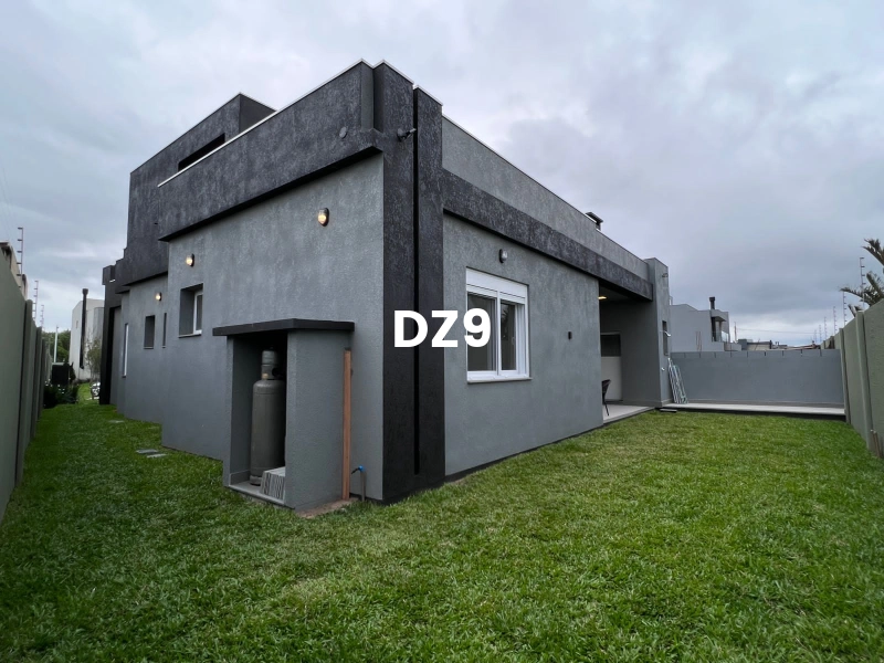 CASA COM 4 SUÍTES, MOBILIADO: 15ª foto da galeria de imagens do imóvel