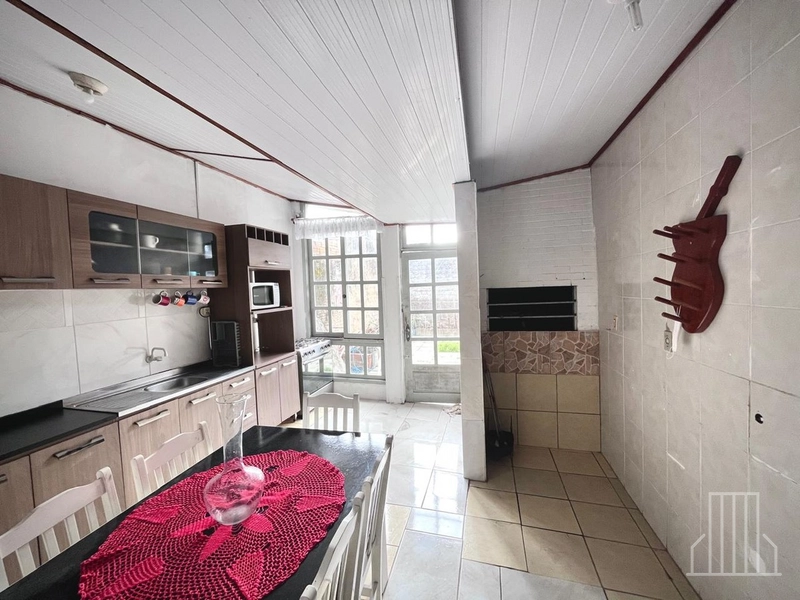 Seu Novo Lar em Capão Novo – Casa com 3 Dormitórios e Suíte: 2ª foto da galeria de imagens do imóvel