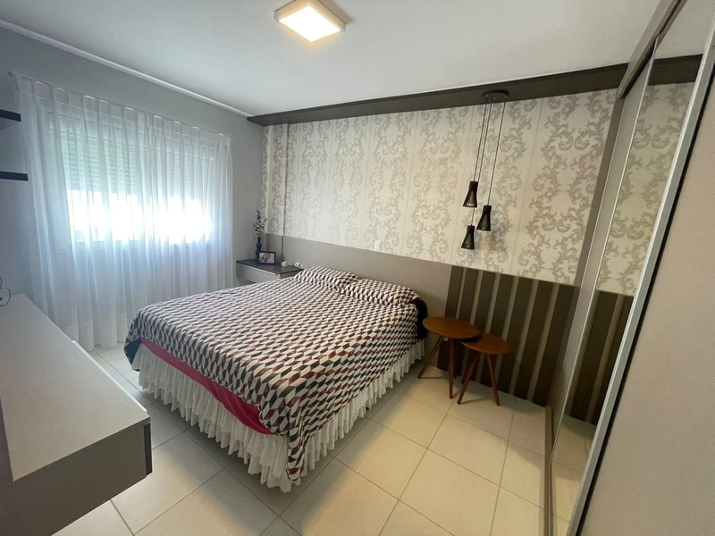 BELO APARTAMENTO DE FRENTE COM TRÊS DORMITÓRIOS EM CAPÃO DA CANOA: 10ª foto da galeria de imagens do imóvel