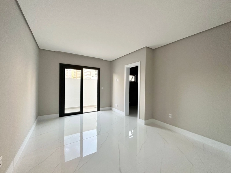 CASA NEO CLÁSSICA: 50ª foto da galeria de imagens do imóvel