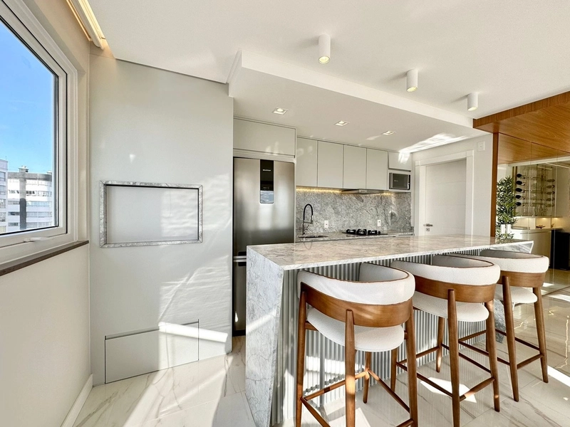 APARTAMENTO DE LUXO NO CENTRO DE CAPÃO: 4ª foto da galeria de imagens do imóvel