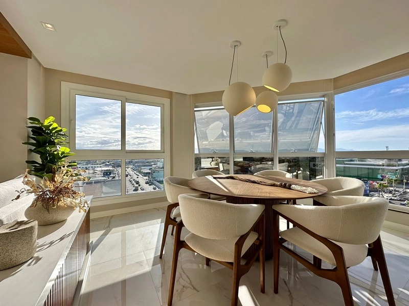 APARTAMENTO DE LUXO NO CENTRO DE CAPÃO: 3ª foto da galeria de imagens do imóvel