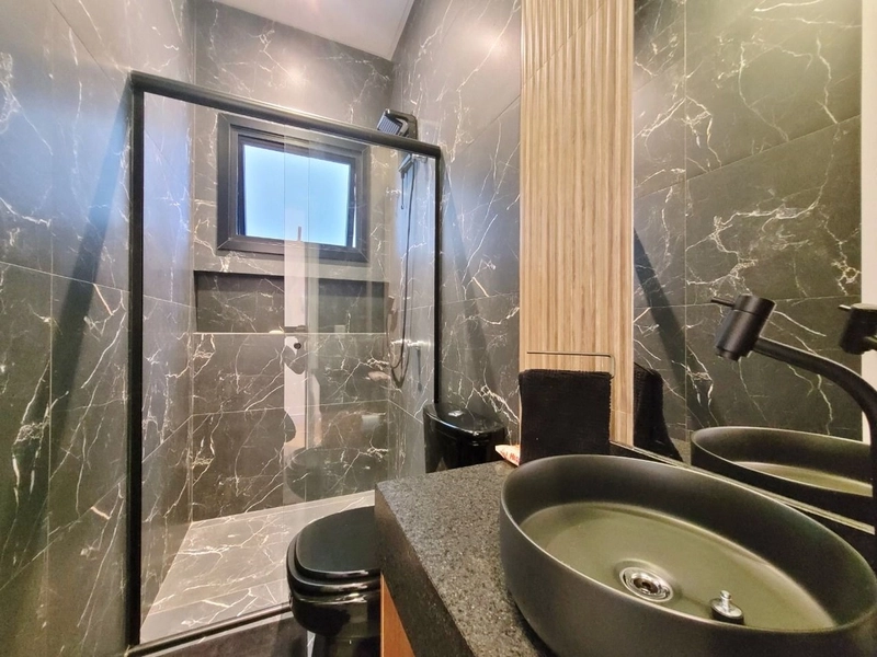 BELISSIMA CASA EM CONDOMINIO FECHADO: 3ª foto da galeria de imagens do imóvel