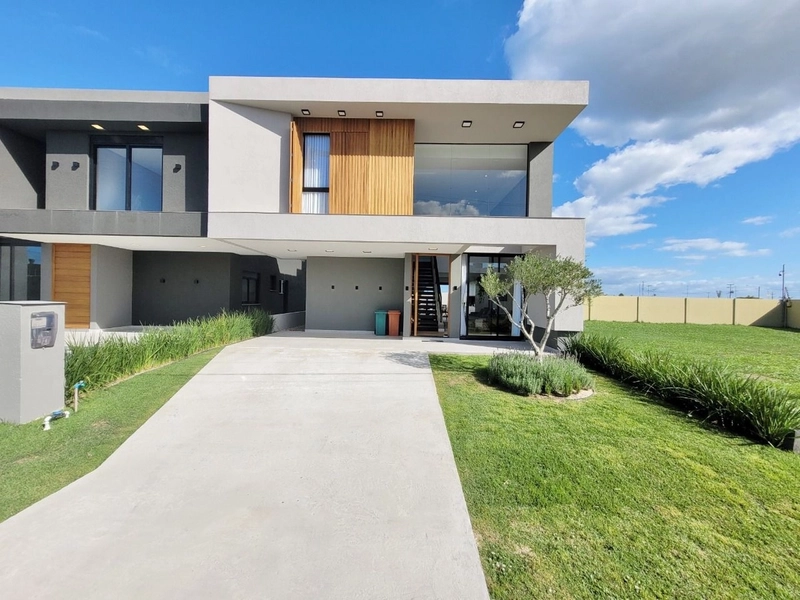 BELISSIMA CASA EM CONDOMINIO FECHADO: 5ª foto da galeria de imagens do imóvel