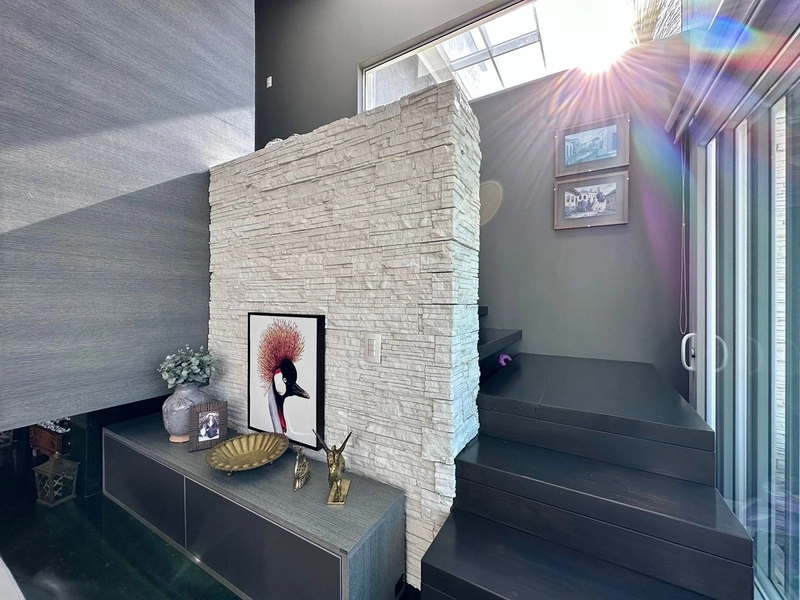 CASA COM  5 SUÍTES EM CONDOMÍNIO FECHADO: 29ª foto da galeria de imagens do imóvel