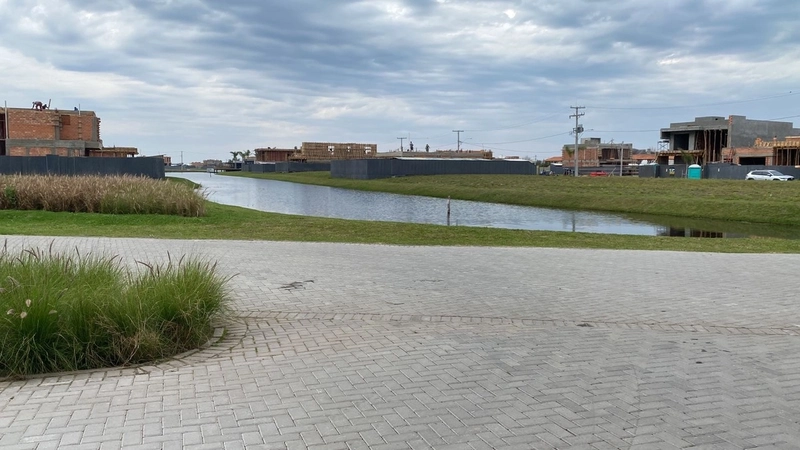 TERRENO COM UMA OTIMA LOCALIZAÇÃO.: 5ª foto da galeria de imagens do imóvel