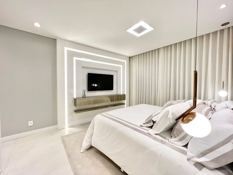 MANSÃO À BEIRA LAGO: 50ª foto da galeria de imagens do imóvel