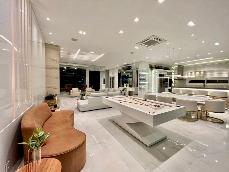 MANSÃO À BEIRA LAGO: 10ª foto da galeria de imagens do imóvel