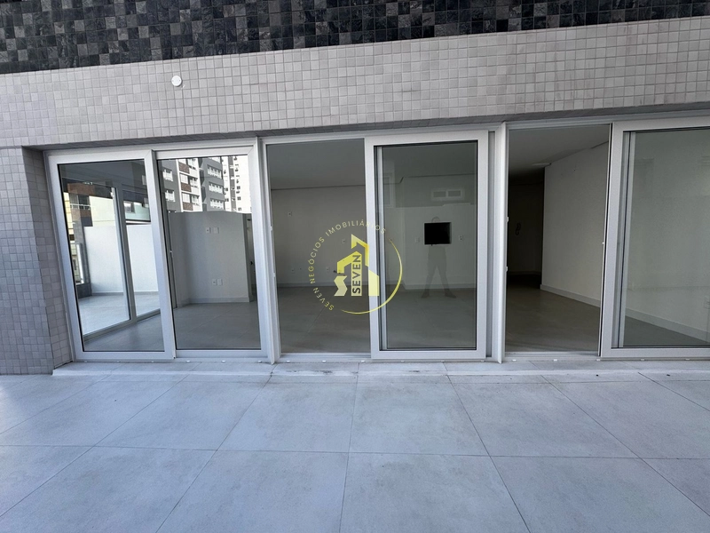 Apartamento 3 dormitórios, terraço em L, mobiliado e decorado, Capão.: 3ª foto da galeria de imagens do imóvel