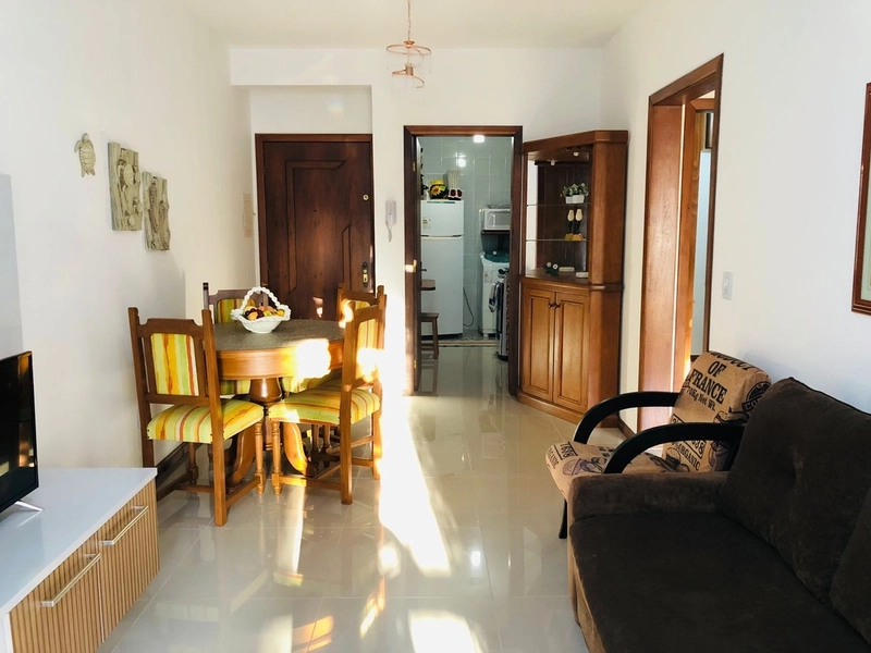 Apartamento de 2 dormitórios, 1 suíte, sacada de frente, box, Capão.: 6ª foto da galeria de imagens do imóvel