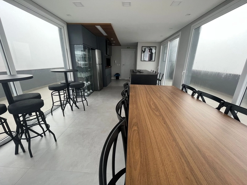 BELO APARTAMENTO COM VISTA PARA O MAR: 9ª foto da galeria de imagens do imóvel