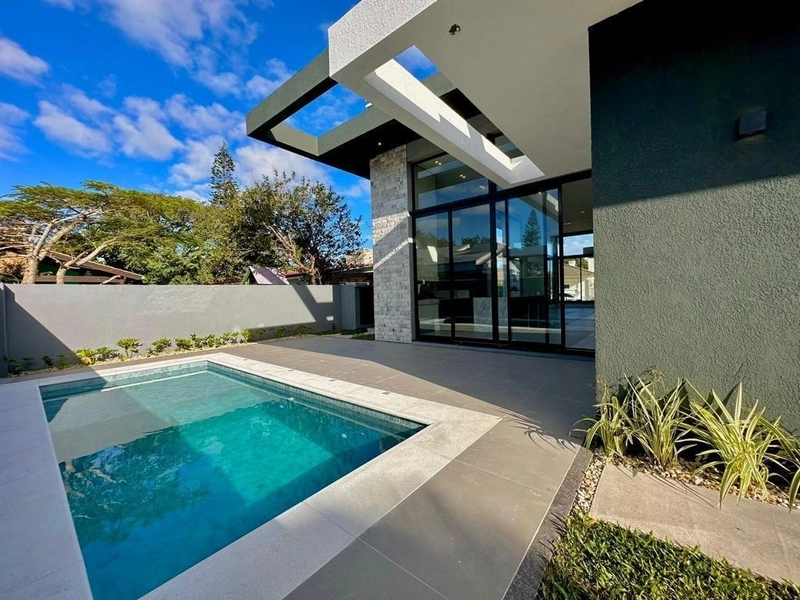 LINDA CASA EM ATLANTIDA: 16ª foto da galeria de imagens do imóvel