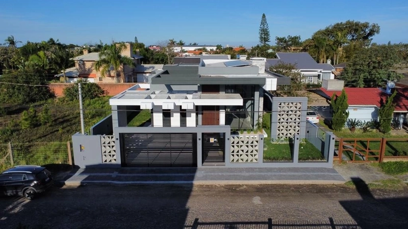 LINDA CASA EM ATLANTIDA: 8ª foto da galeria de imagens do imóvel