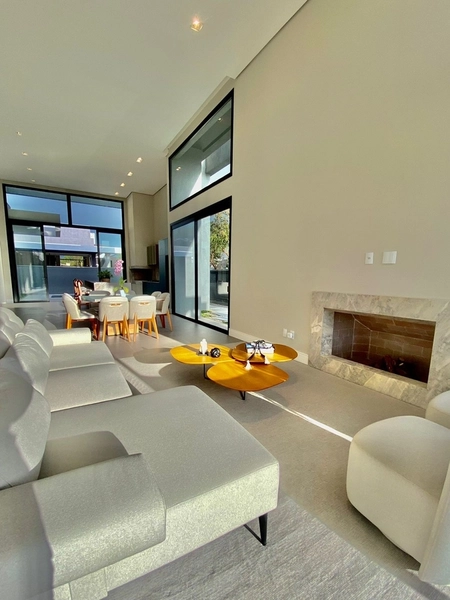 LINDA CASA EM ATLANTIDA: 6ª foto da galeria de imagens do imóvel