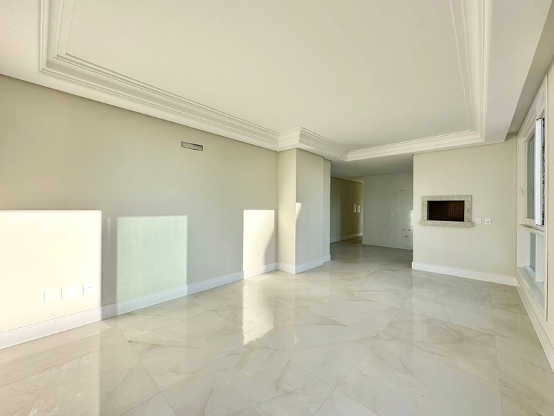 APARTAMENTO COM DESIGN NEOCLÁSSICO: 5ª foto da galeria de imagens do imóvel