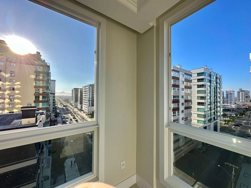 APARTAMENTO COM DESIGN NEOCLÁSSICO: 17ª foto da galeria de imagens do imóvel