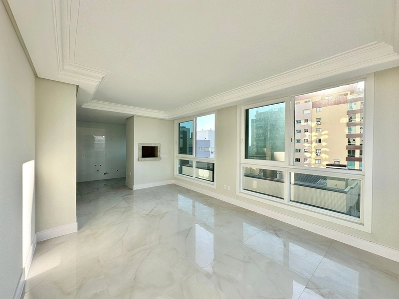 APARTAMENTO COM DESIGN NEOCLÁSSICO: 6ª foto da galeria de imagens do imóvel